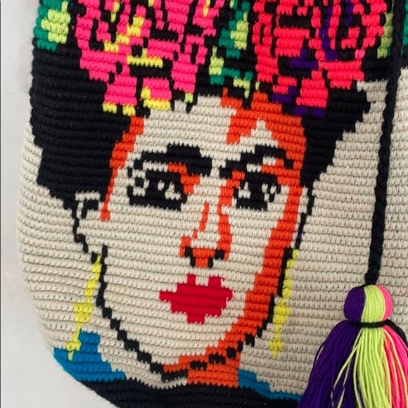 Chila Bags Friday Khalo - Picture 3 of 5